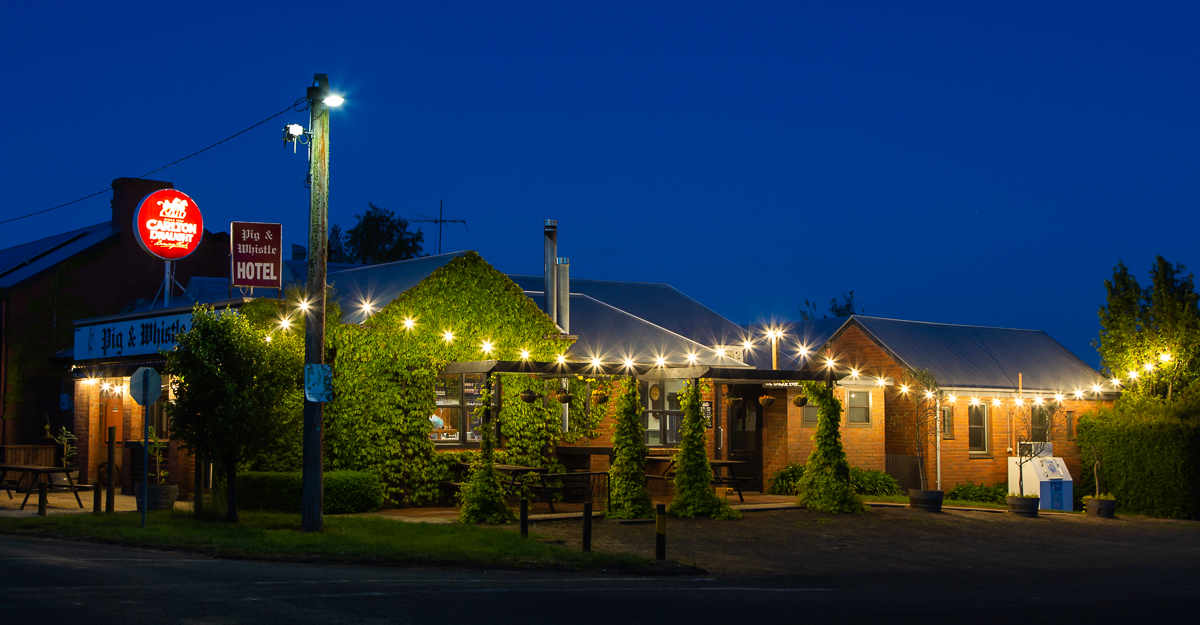 Home Pig & Whistle Hotel