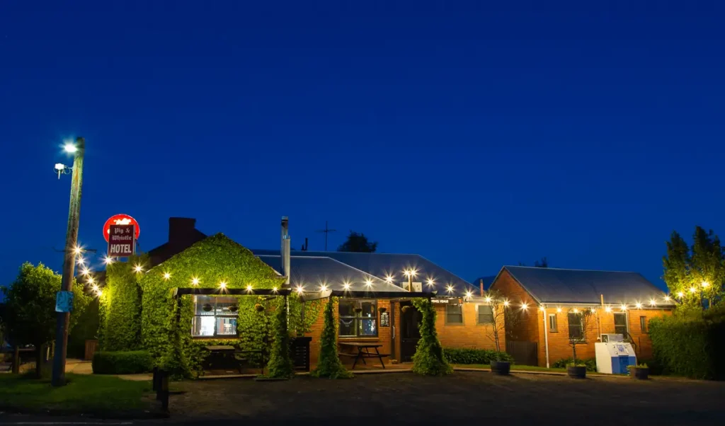 Pig and Whistle Hotel Trentham East